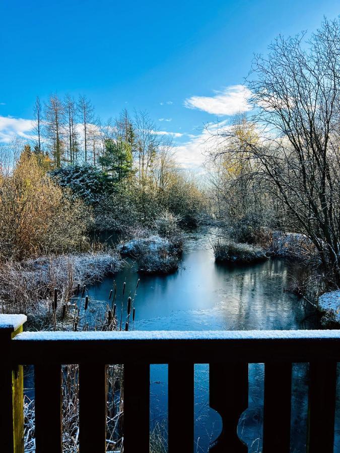 Chalet Secluded Rustic - A Digital Detox Paradise. York